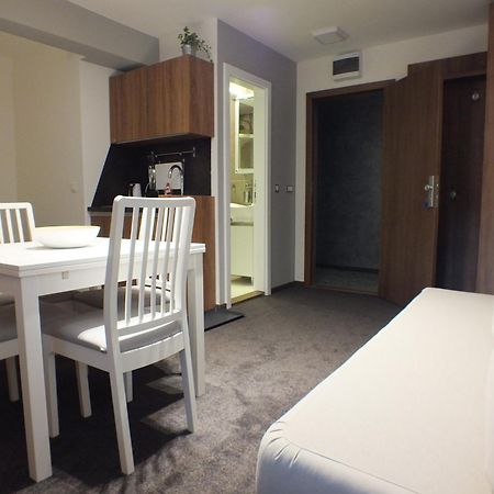 Apartments Suncani Vrhovi โคเปานิก ภายนอก รูปภาพ