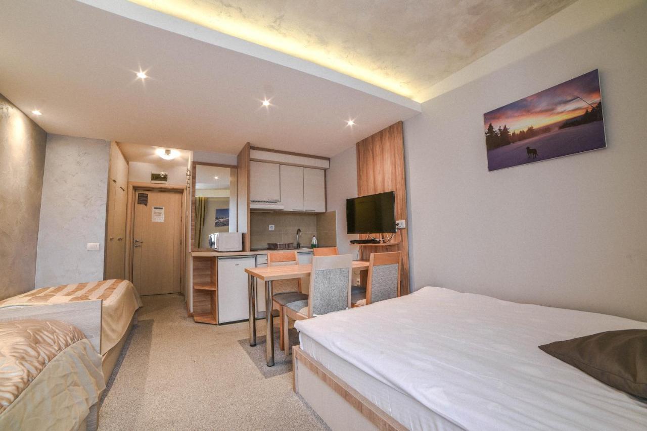 Apartments Suncani Vrhovi โคเปานิก ภายนอก รูปภาพ