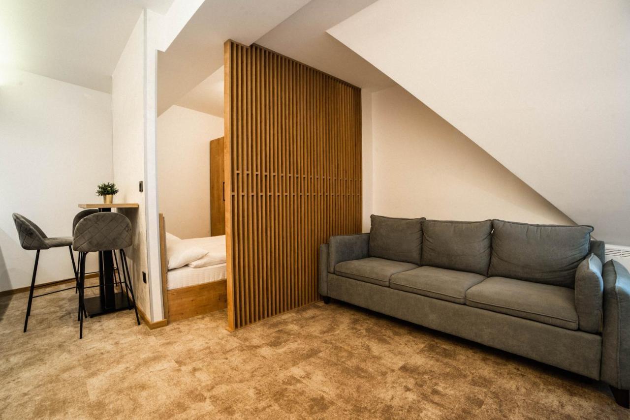 Apartments Suncani Vrhovi โคเปานิก ภายนอก รูปภาพ