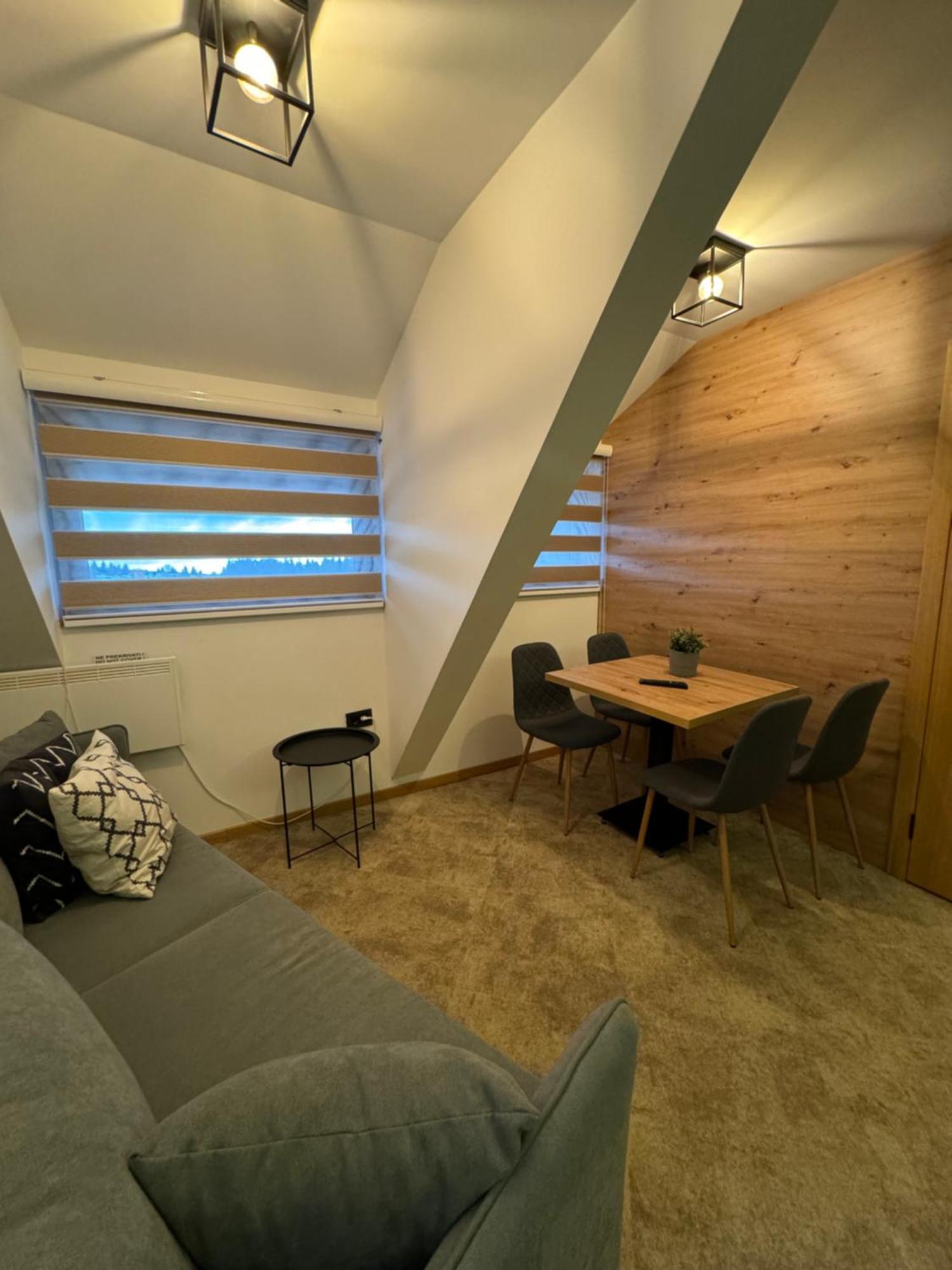 Apartments Suncani Vrhovi โคเปานิก ภายนอก รูปภาพ
