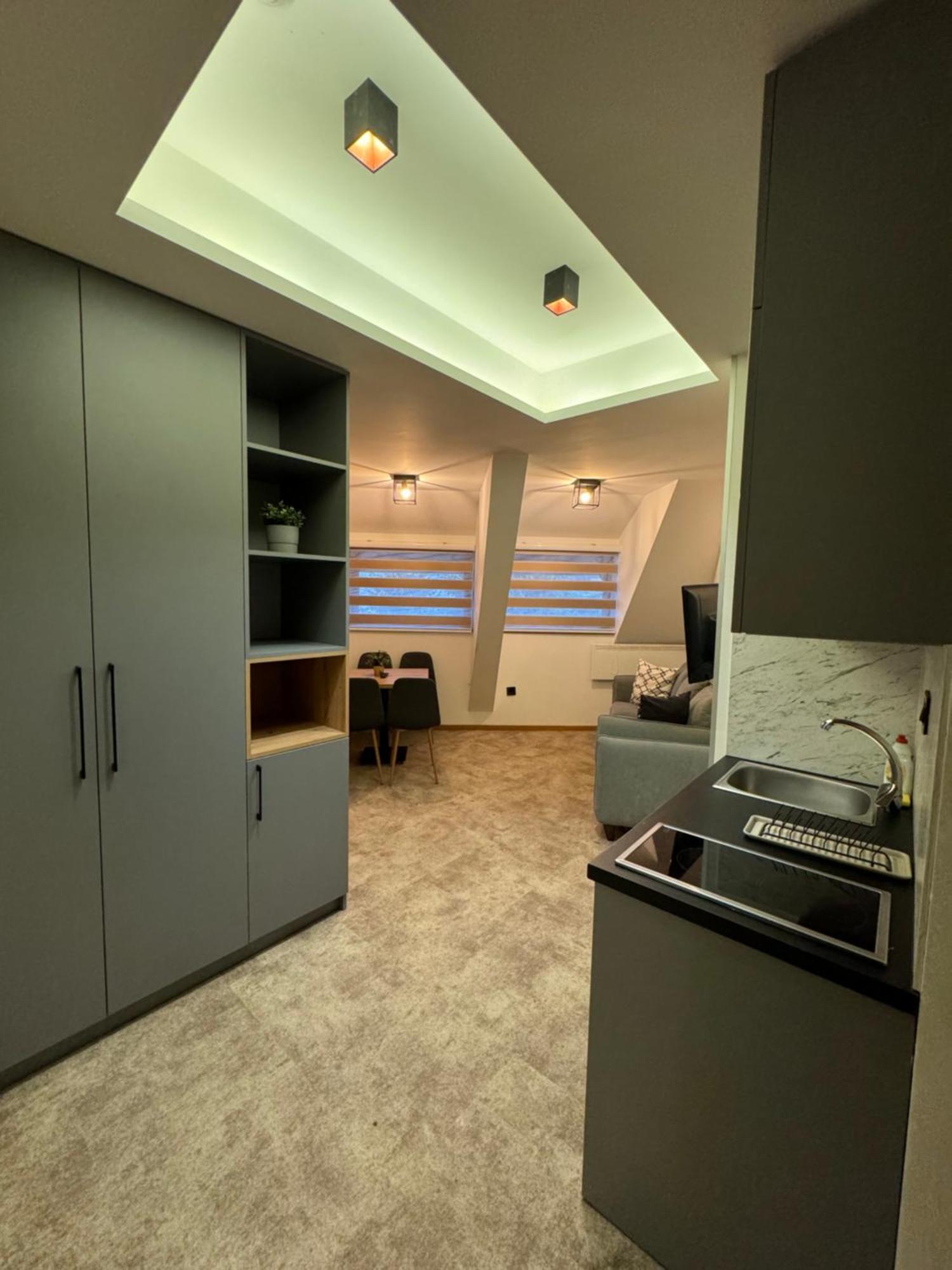Apartments Suncani Vrhovi โคเปานิก ภายนอก รูปภาพ